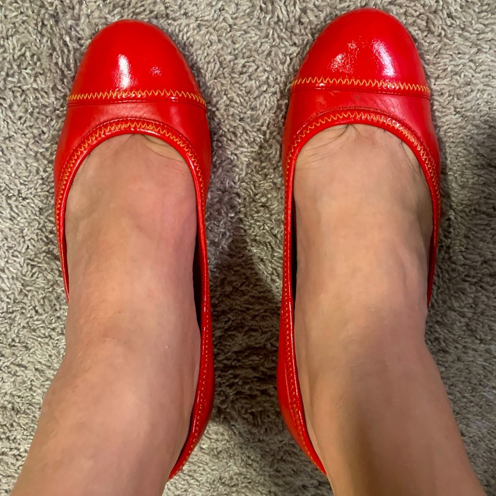 Cole Haan Nike air rounded toe wedge heel in a gorgeous red! Size 9. Worn once